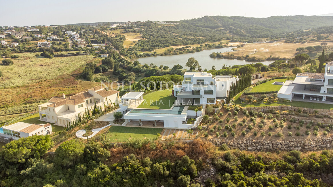 Villa Gardenia - Moderne Villa mit 8 Schlafzimmern in der Nähe der Sotogrande International School