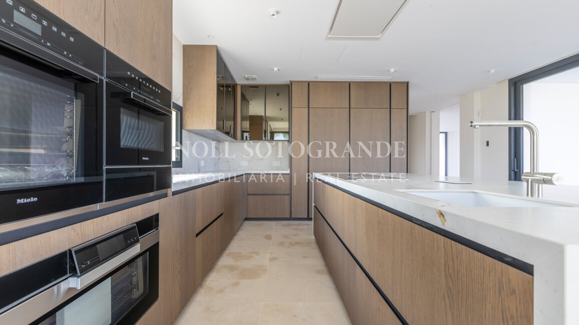 Villa Gardenia - Moderne Villa mit 8 Schlafzimmern in der Nähe der Sotogrande International School