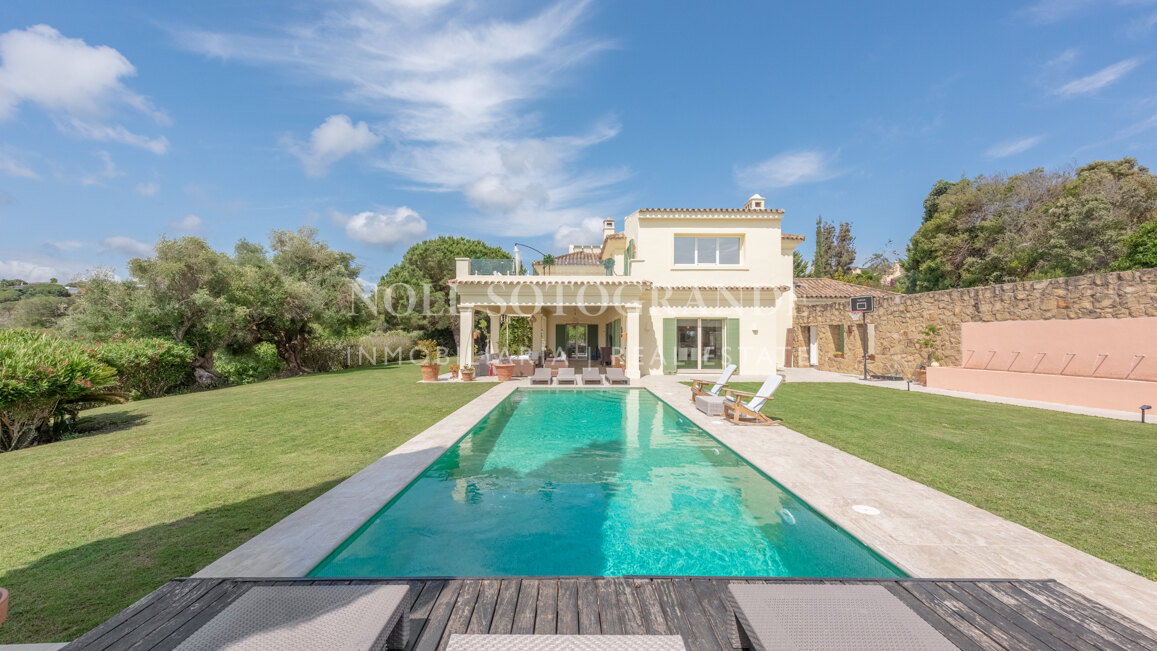Villa zu verkaufen in Sotogrande Alto
