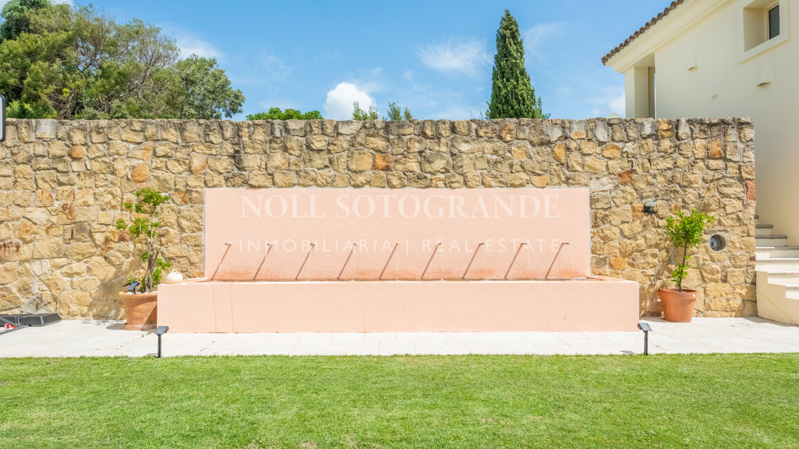 Villa zu verkaufen in Sotogrande Alto