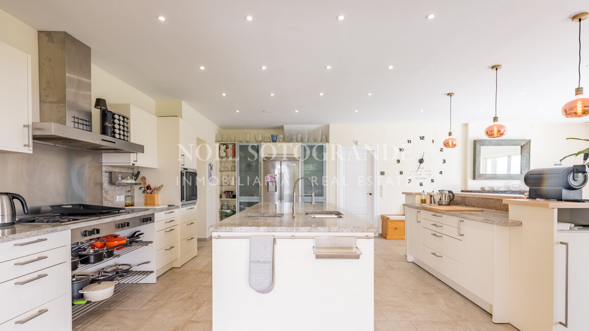 Villa zu verkaufen in Sotogrande Alto