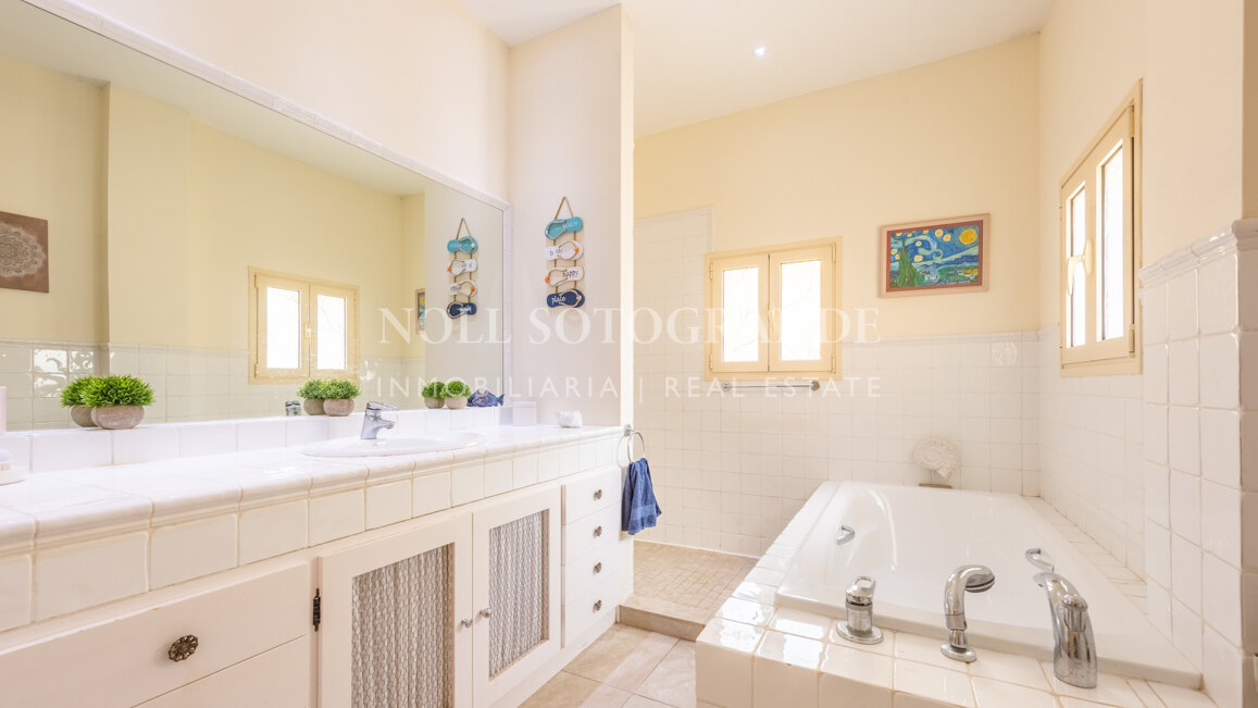 Villa zu verkaufen in Sotogrande Alto