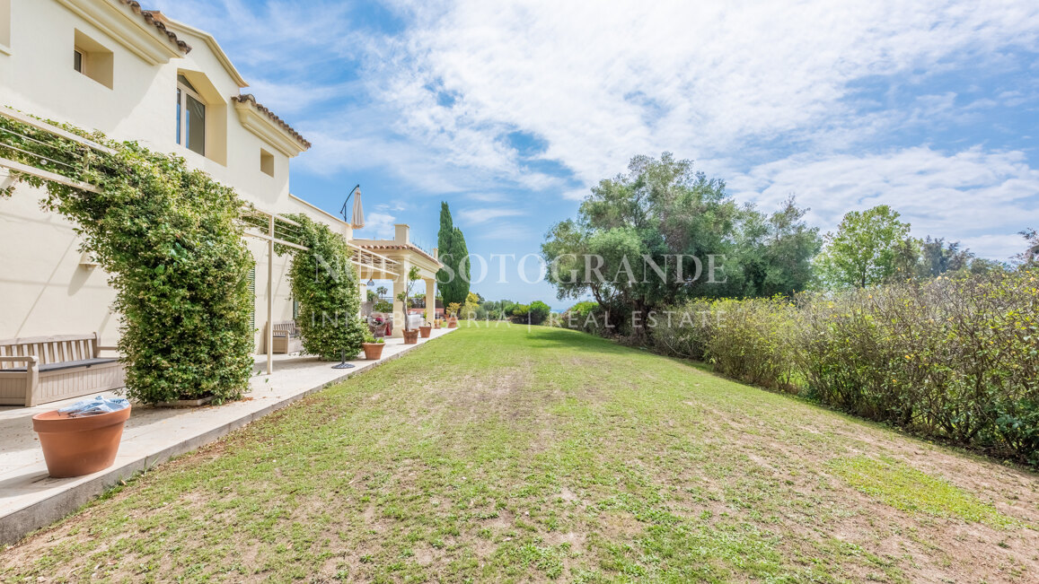 Villa zu verkaufen in Sotogrande Alto