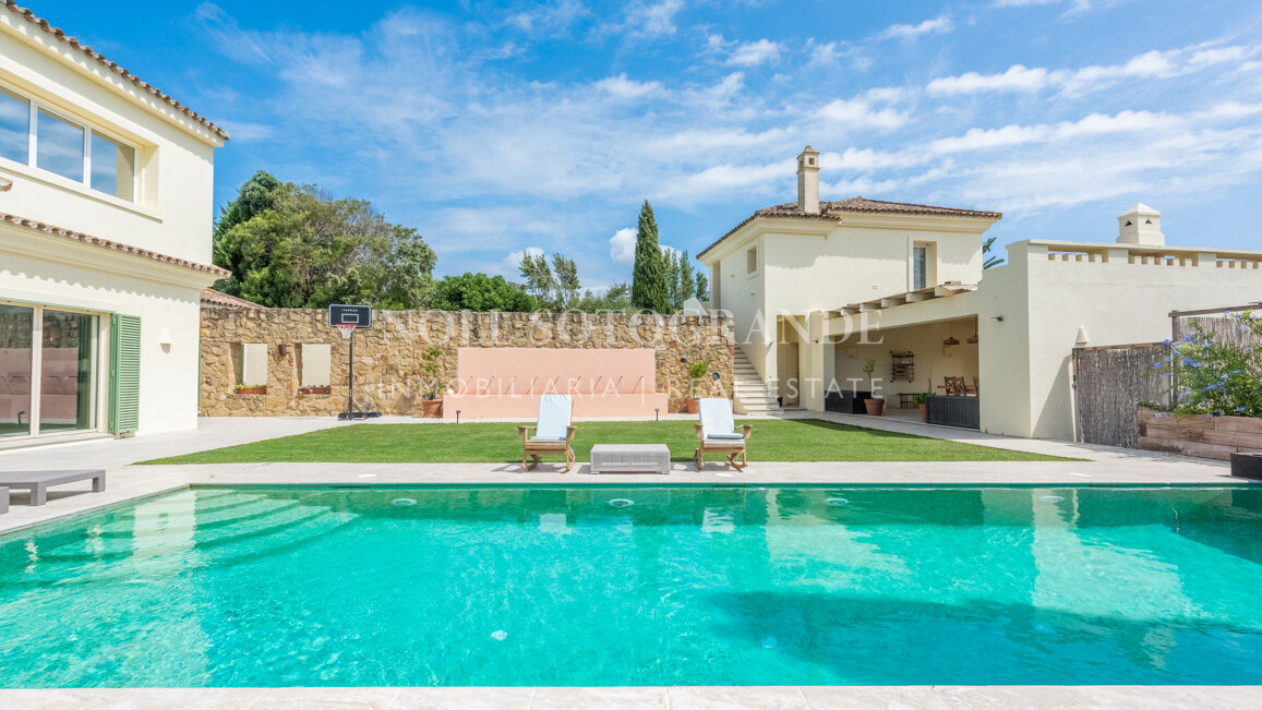 Villa zu verkaufen in Sotogrande Alto