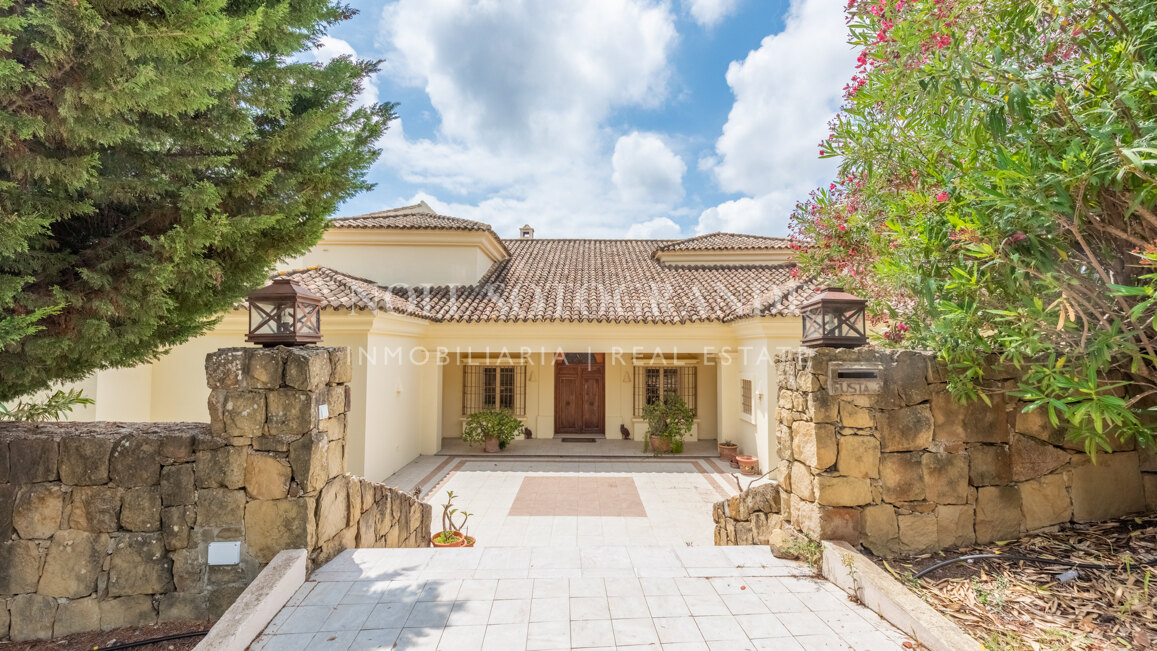 Villa zu verkaufen in Sotogrande Alto