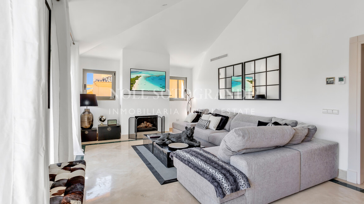 Erdgeschoss-Wohnung in der Marina von Sotogrande mit Garten und Pool