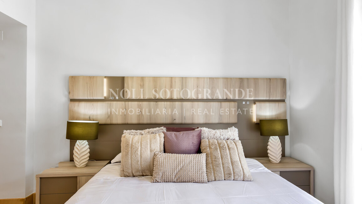 Erdgeschoss-Wohnung in der Marina von Sotogrande mit Garten und Pool