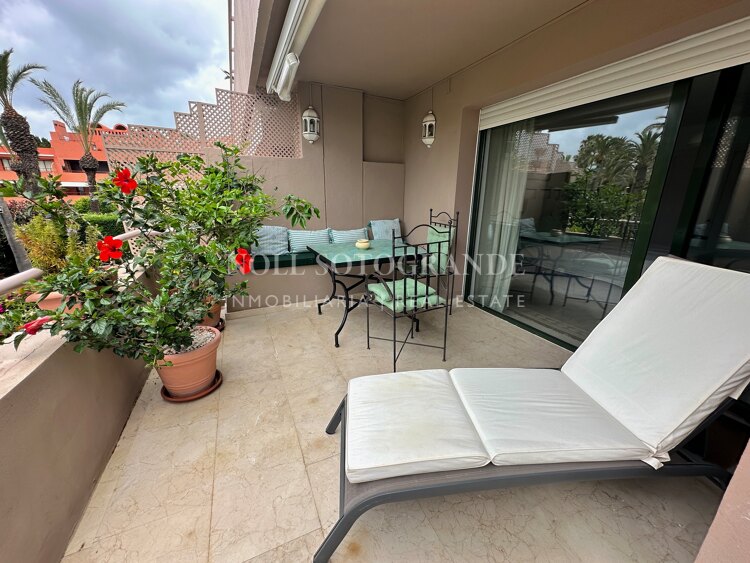 Apartamento con vistas para alquiler vacacional en Paseo del Mar