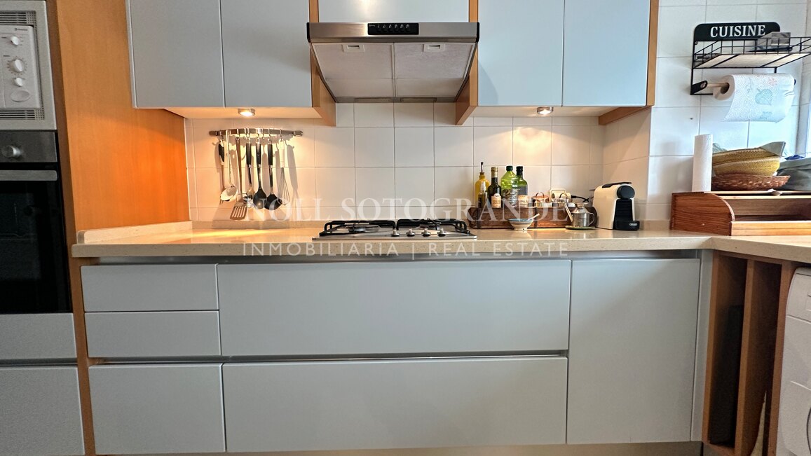 Wohnung mit Meerblick für Ferienvermietung am Paseo del Mar