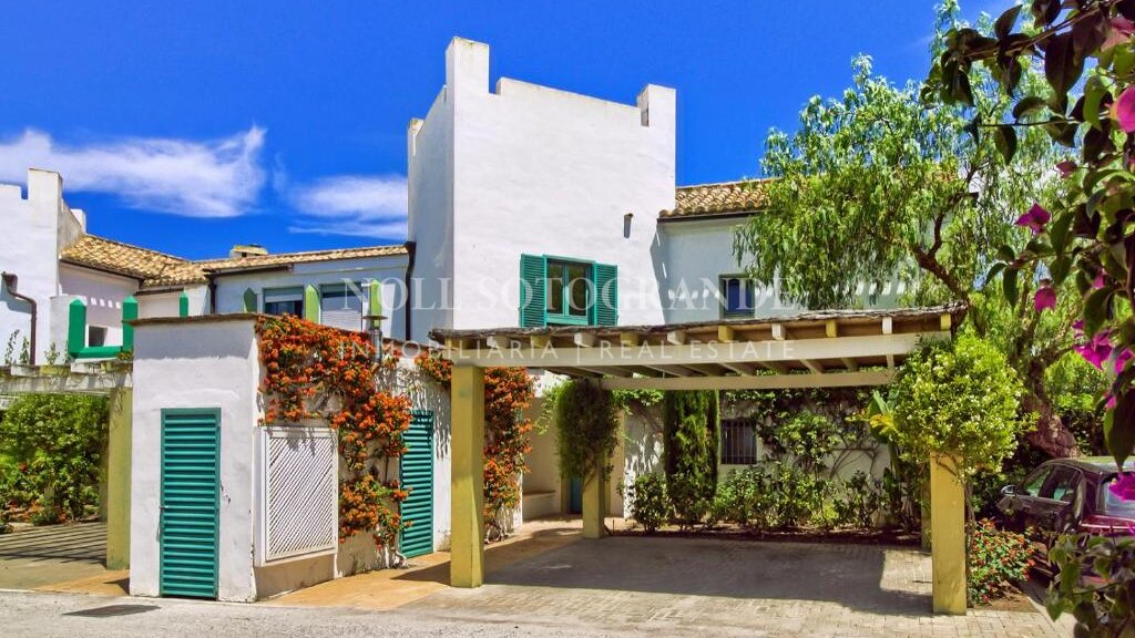 4-Schlafzimmer-Reihenhaus in der Sotogrande Marina zur Vermietung