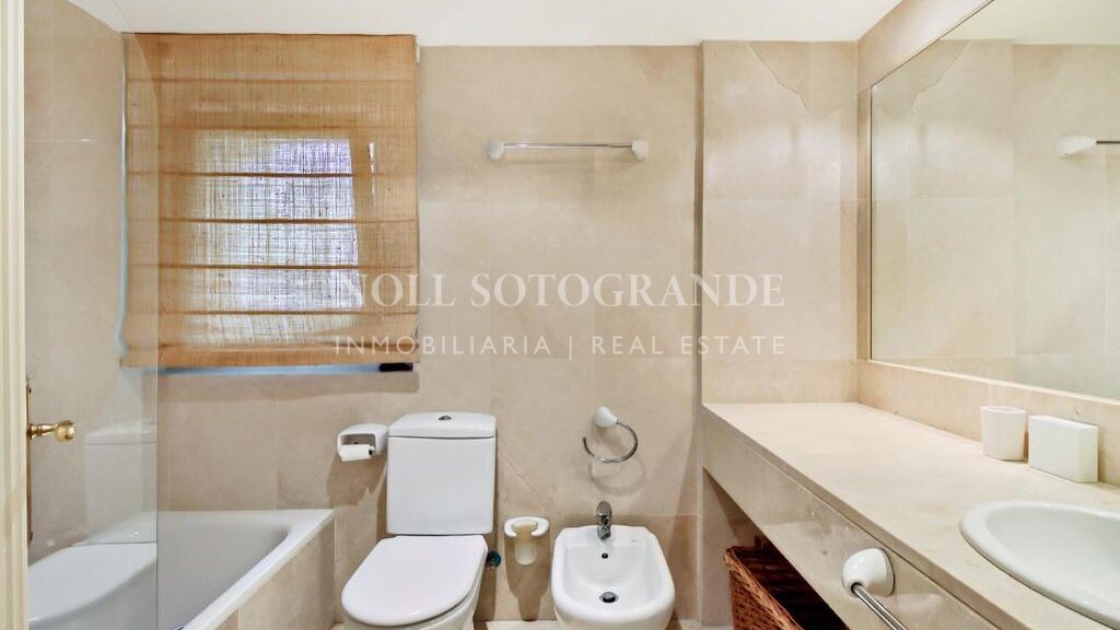 4-Schlafzimmer-Reihenhaus in der Sotogrande Marina zur Vermietung