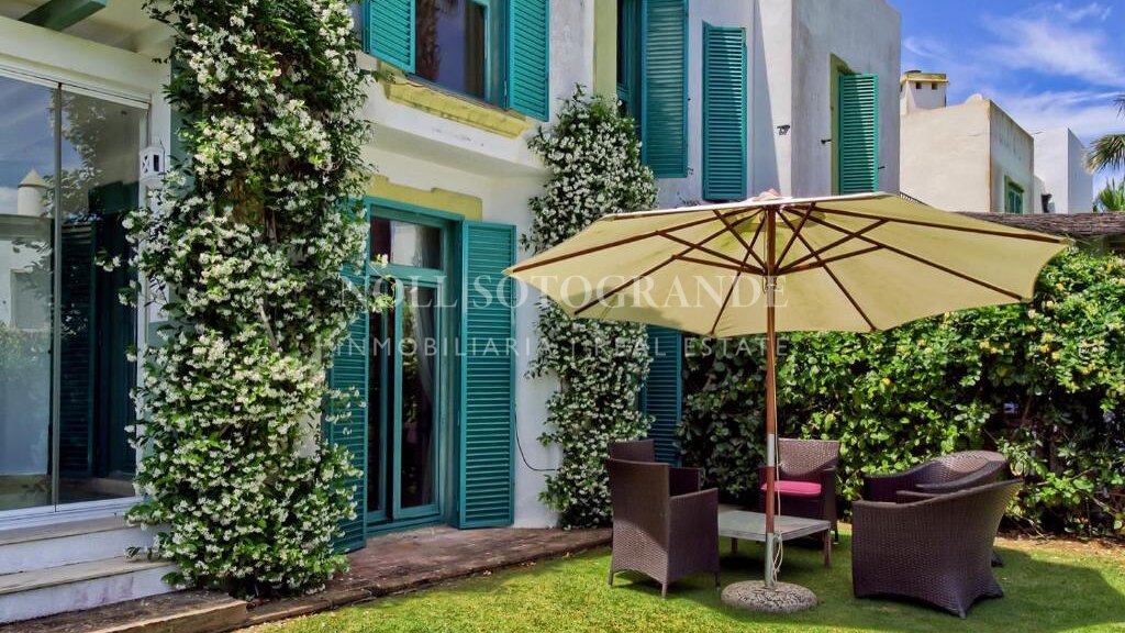 4-Schlafzimmer-Reihenhaus in der Sotogrande Marina zur Vermietung
