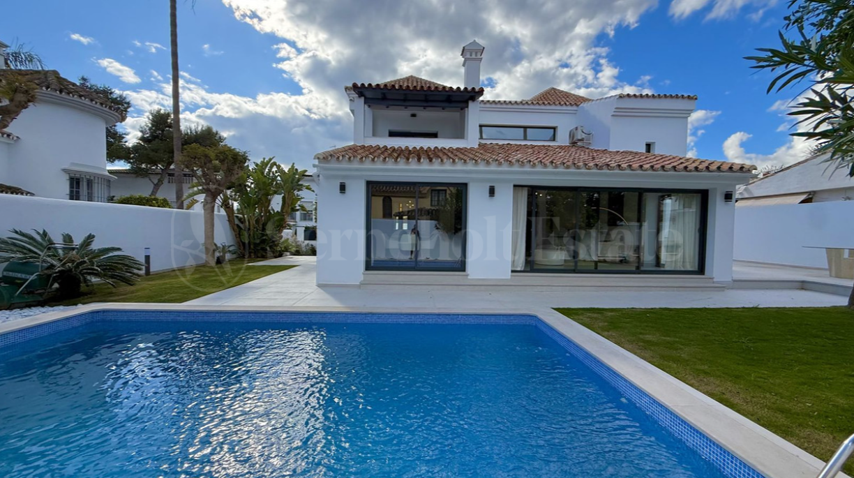 House for sale in Nueva Andalucia, Marbella view
