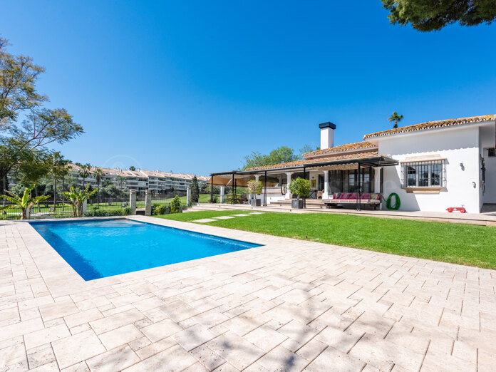 Villa Los Leones