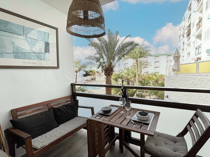 ☀️ Apartamento de 2 habitaciones con balcón con vistas a la piscina – Ubicación privilegiada en Playa del Inglés.