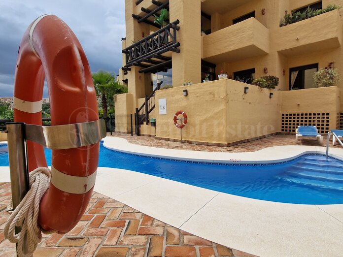 Apartamento Planta Baja en venta en La Duquesa, Manilva
