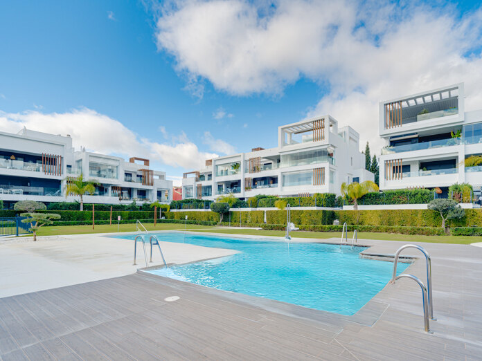 Modern two-bedroom ground floor in Miradores del Sol