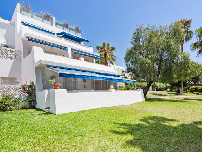 Geräumiges Apartment mit 3 Schlafzimmern – Nueva Andalucía, nur wenige Schritte von Puerto Banus