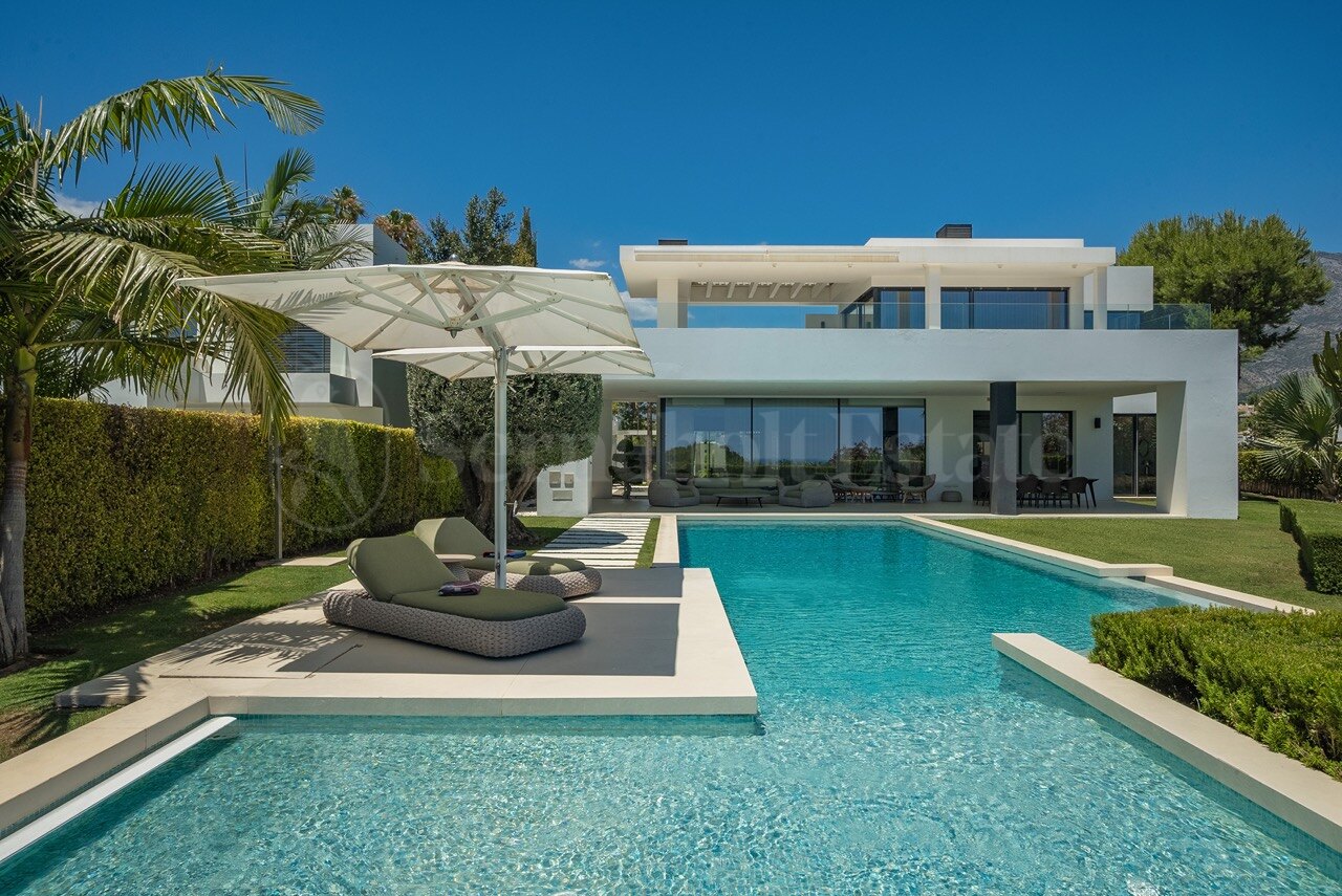 House for sale in Marbella Golden Mile, Marbella view