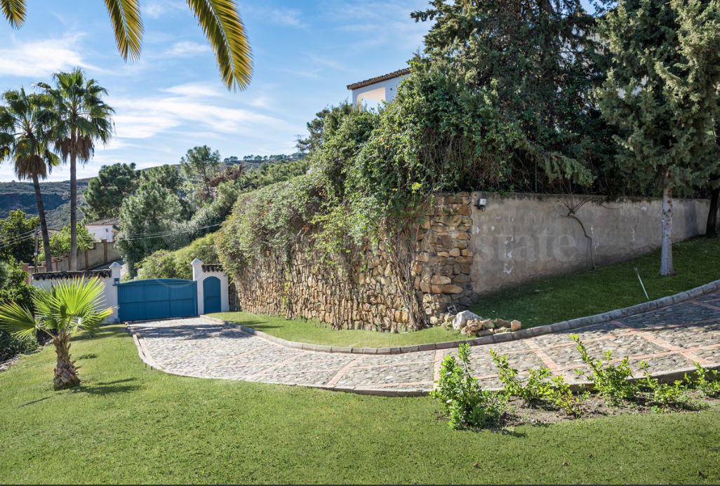 House for sale in Benahavis, Benahavís view