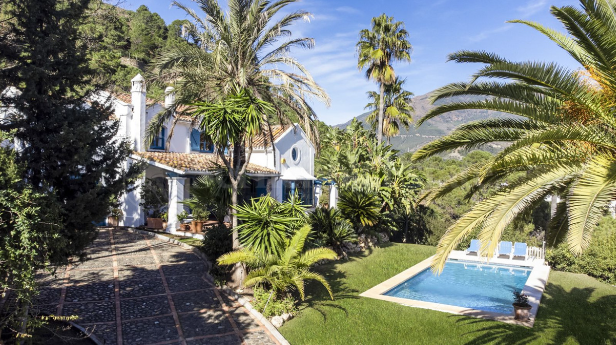 House for sale in Benahavis, Benahavís
