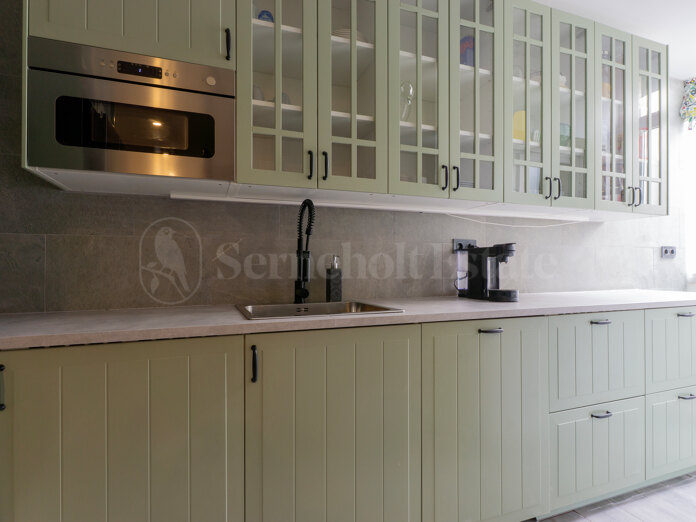 Stunning Renovated Top Floor Apartment Just Steps from the Beach in Torre de la Horadada