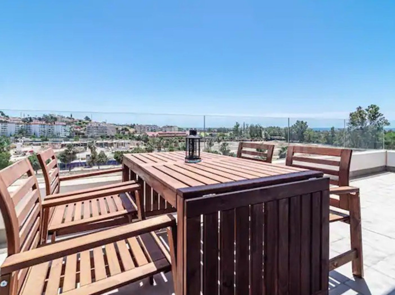 Elegant, Modernt Tvårumslägenhet med Havsutsikt i La Campana, Nueva Andalucía