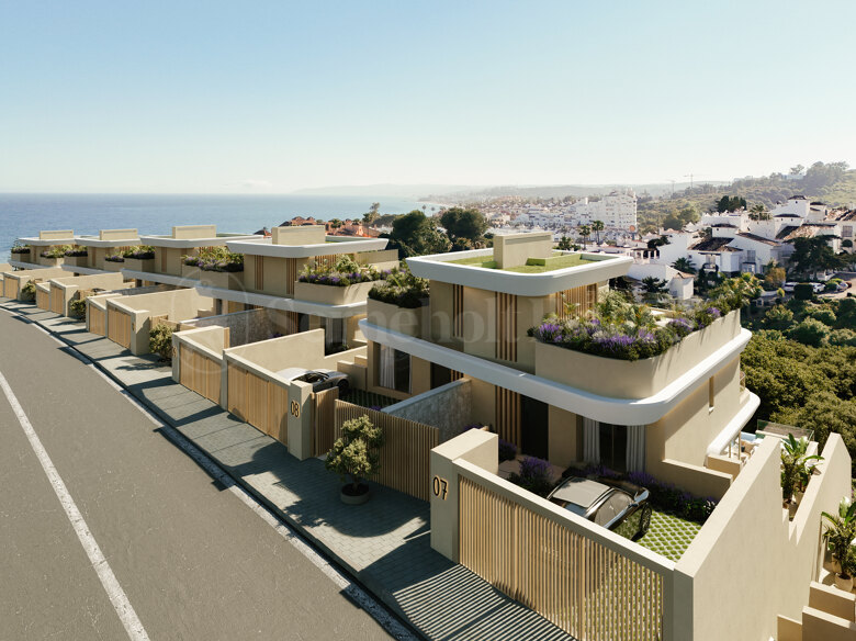 Letzte verfügbare Einheit! Doppelhaushälfte mit freiem Ausblick in Seghers, Estepona. Nur noch zwei Einheiten verfügbar!