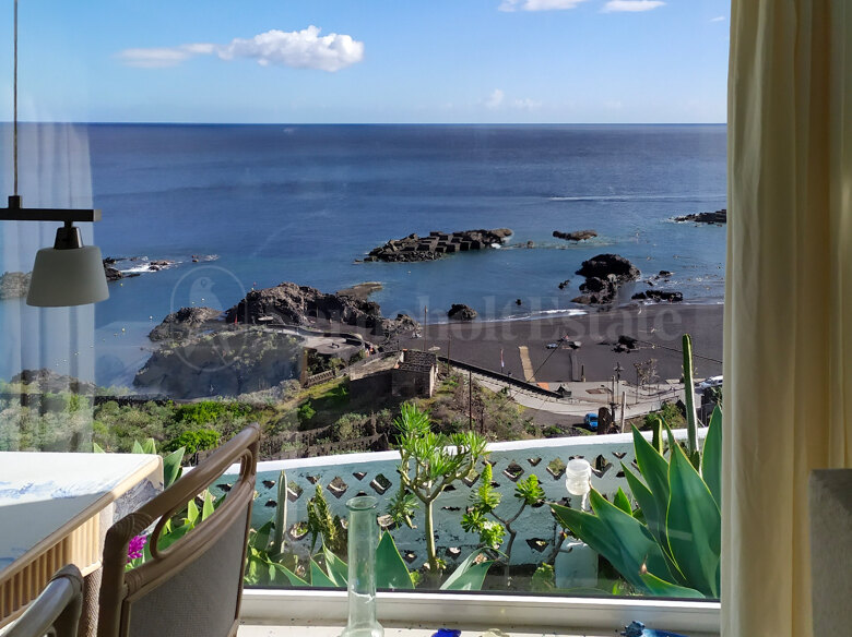 Beachfront – First Line!