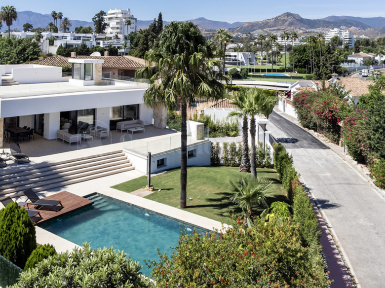 Nyrenoverad villa, Guadalmina Alta.