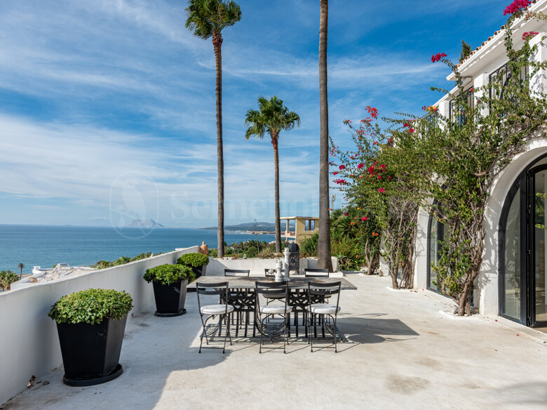 Spacious Ibiza-style villa with panoramic Mediterranean views
