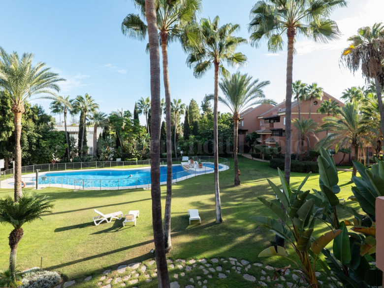 Large 2-Bedroom Apartment with Option to Create a 3rd Bedroom