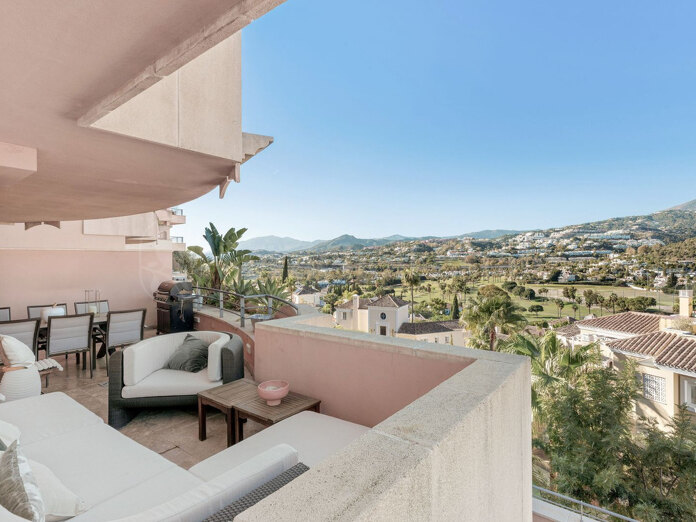 Apartment in Nueva Andalucía