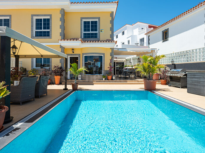 Lujosa y espaciosa casa con piscina privada climatizada y vistas al mar – Exclusiva Loma Dos, Arguineguín