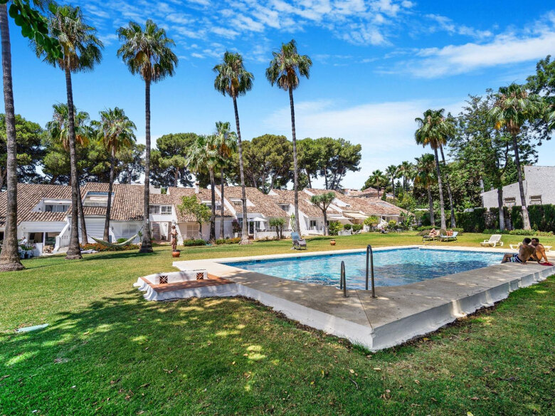 Apartment att hyra i Nueva Andalucia, Marbella