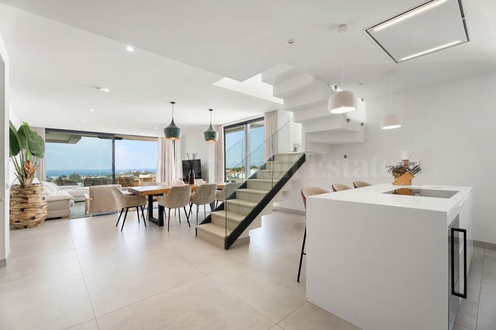 Apartment for sale in Marbella East, Marbella view