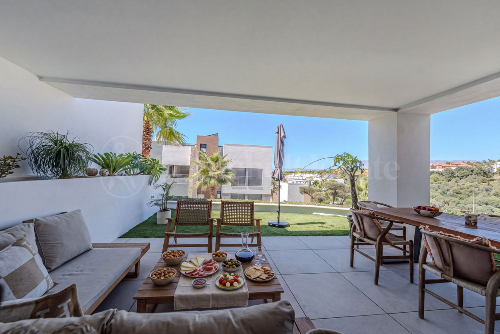 Apartment for sale in Marbella East, Marbella view
