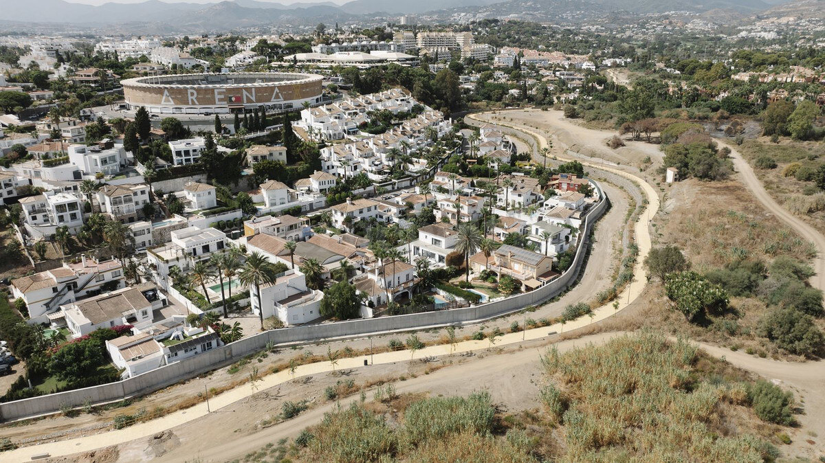 House for sale in Nueva Andalucia, Marbella view