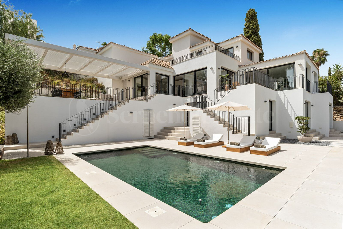 House for sale in Nueva Andalucia, Marbella view