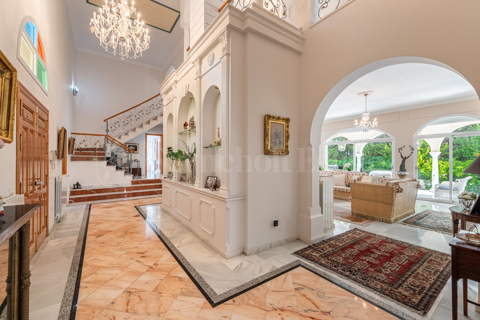 House for sale in Estepona view