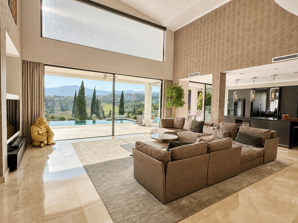 House for sale in Los Flamingos, Benahavís view