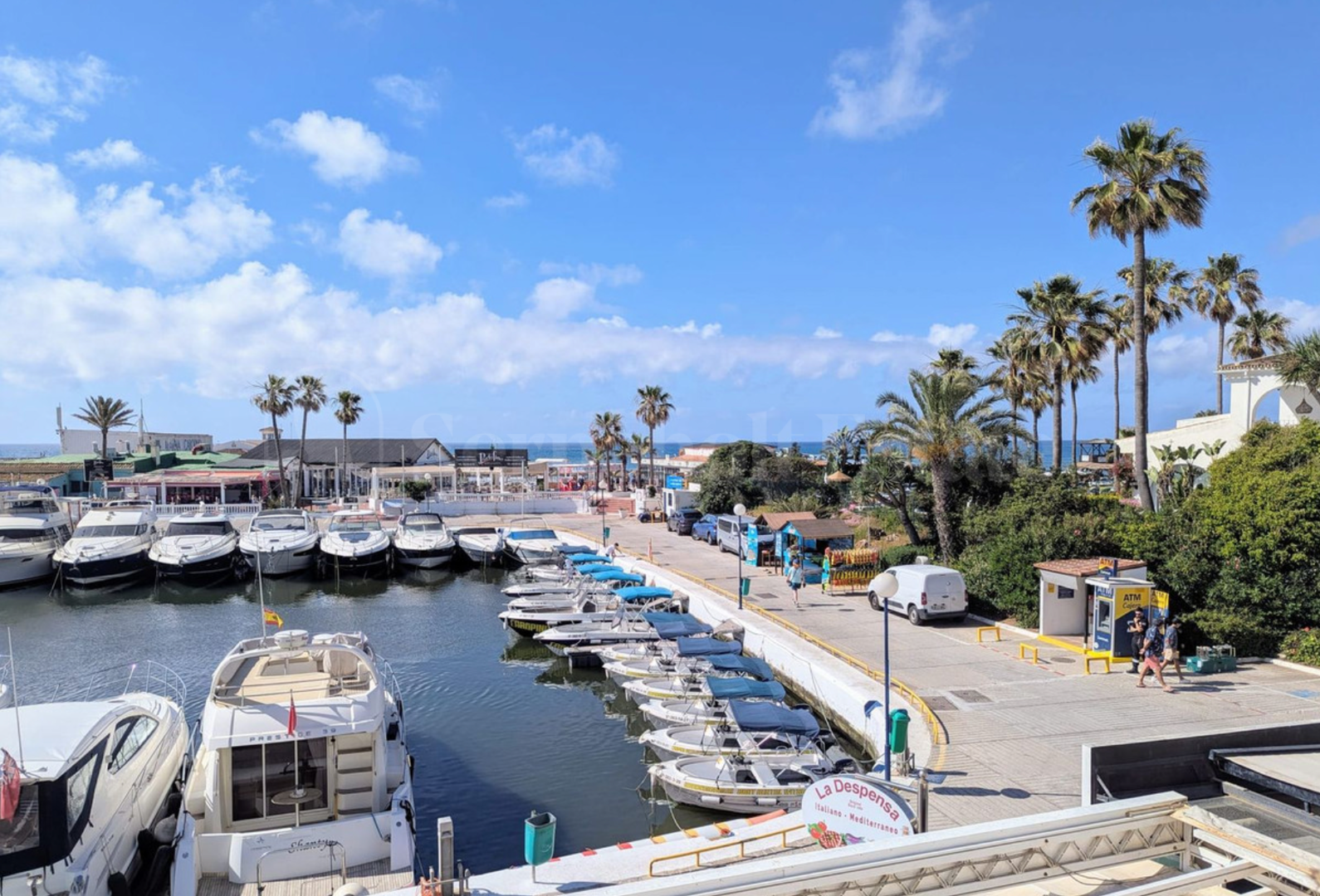 Apartment for sale in Marbella East, Marbella