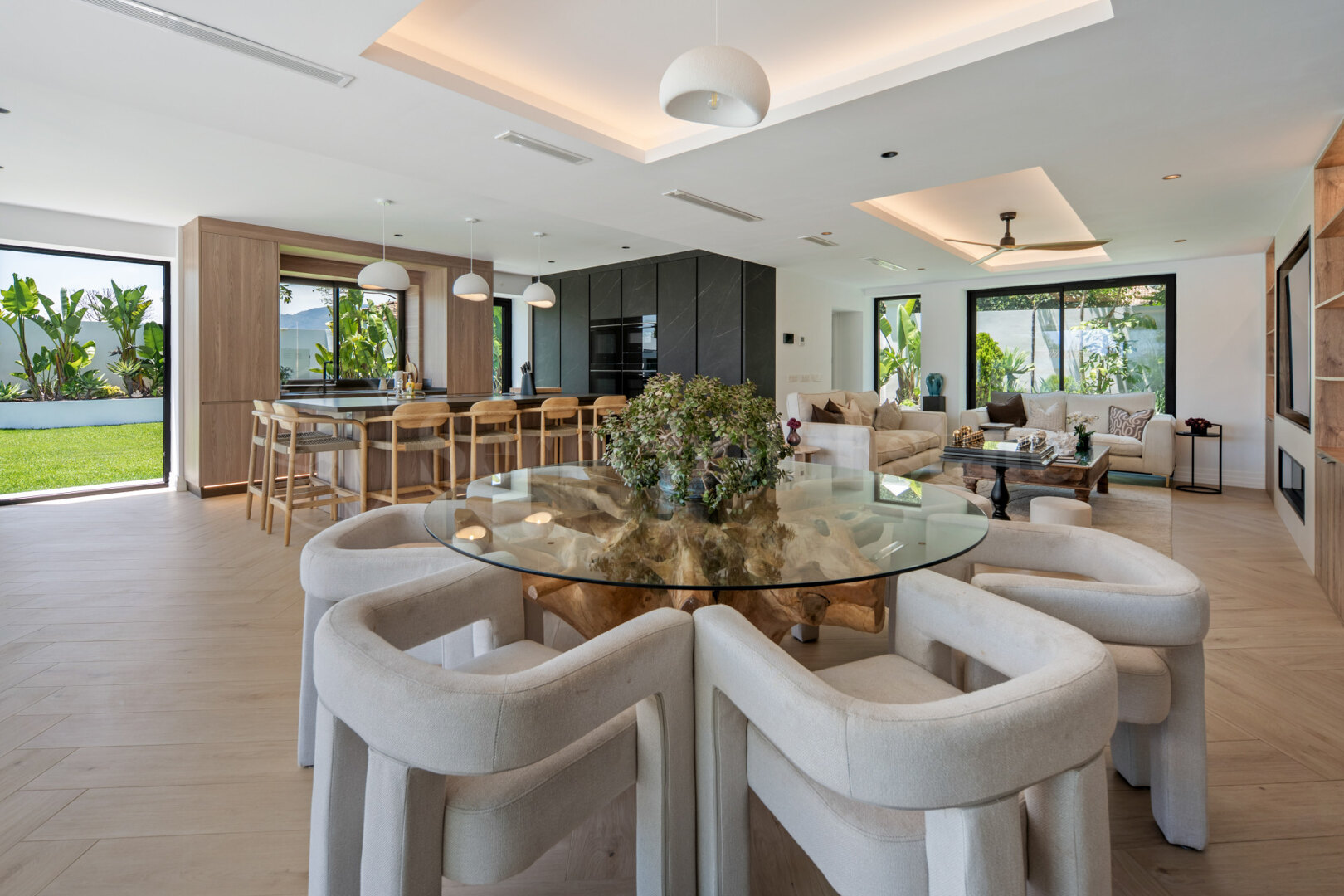 House for sale in Estepona East, Estepona view