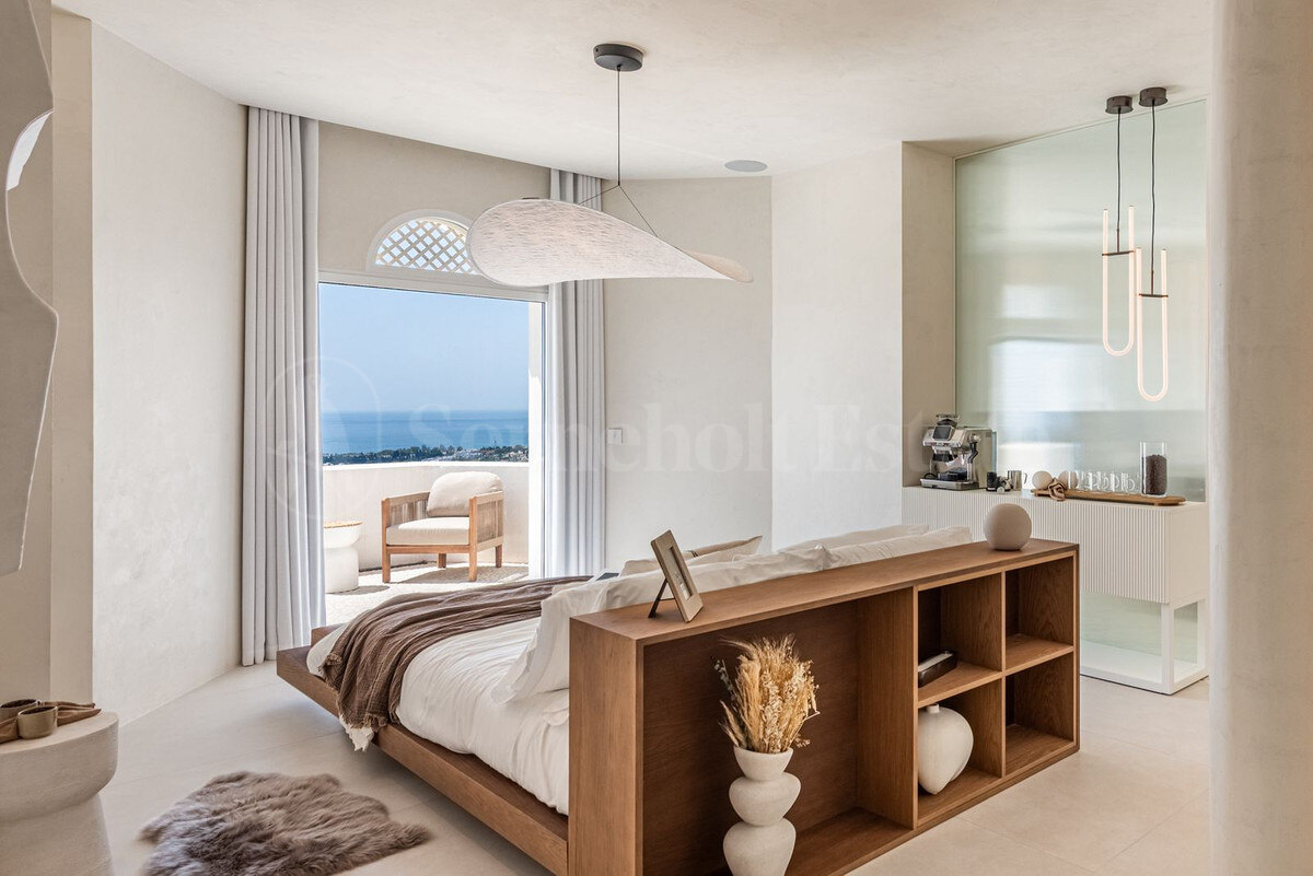Apartment for sale in Marbella Golden Mile, Marbella view