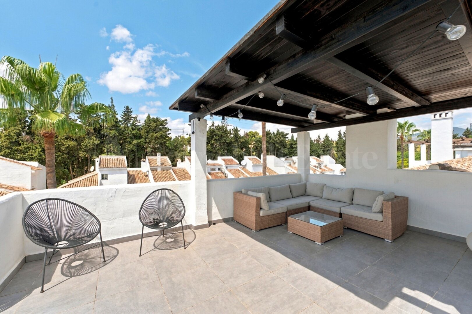 Apartment for sale in Nueva Andalucia, Marbella view