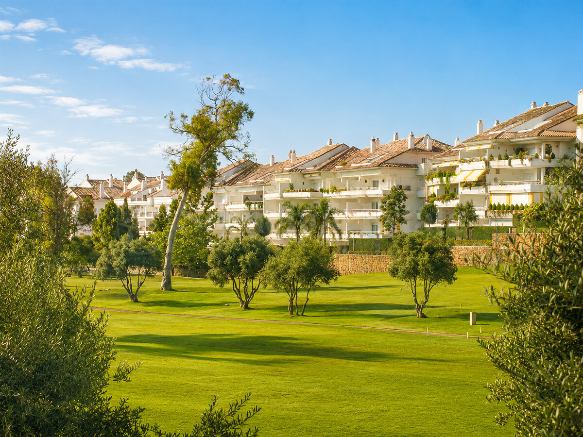 Apartment for sale in Guadalmina Baja, Marbella