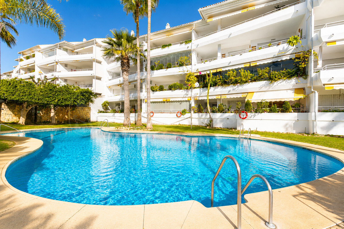 Apartment for sale in Guadalmina Baja, Marbella view
