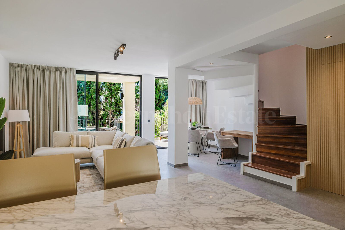 House for sale in Nueva Andalucia, Marbella view