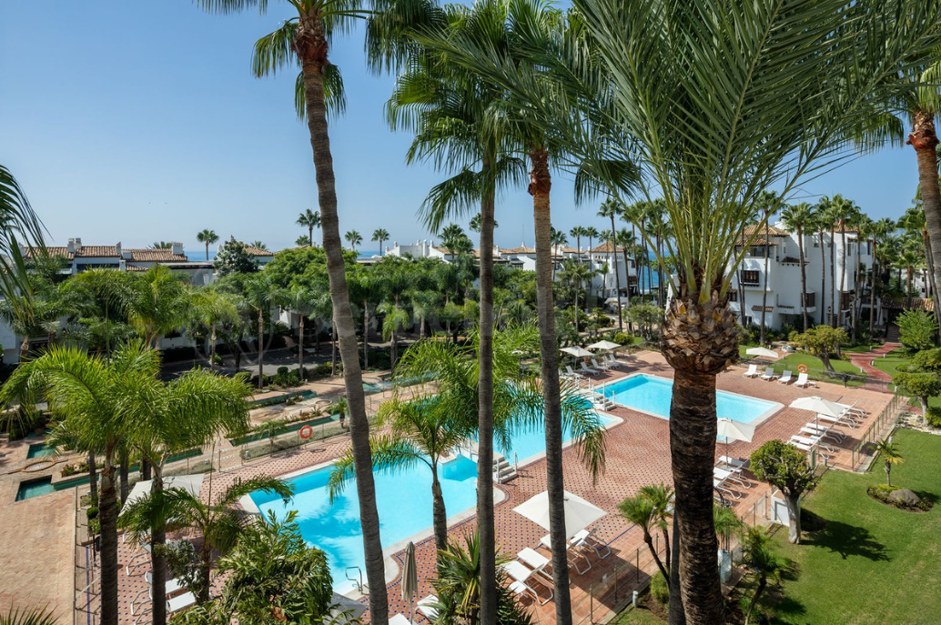 Apartment for sale in Marbella Golden Mile, Marbella view