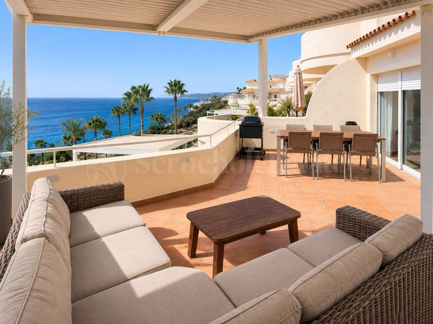 Apartment for sale in Estepona